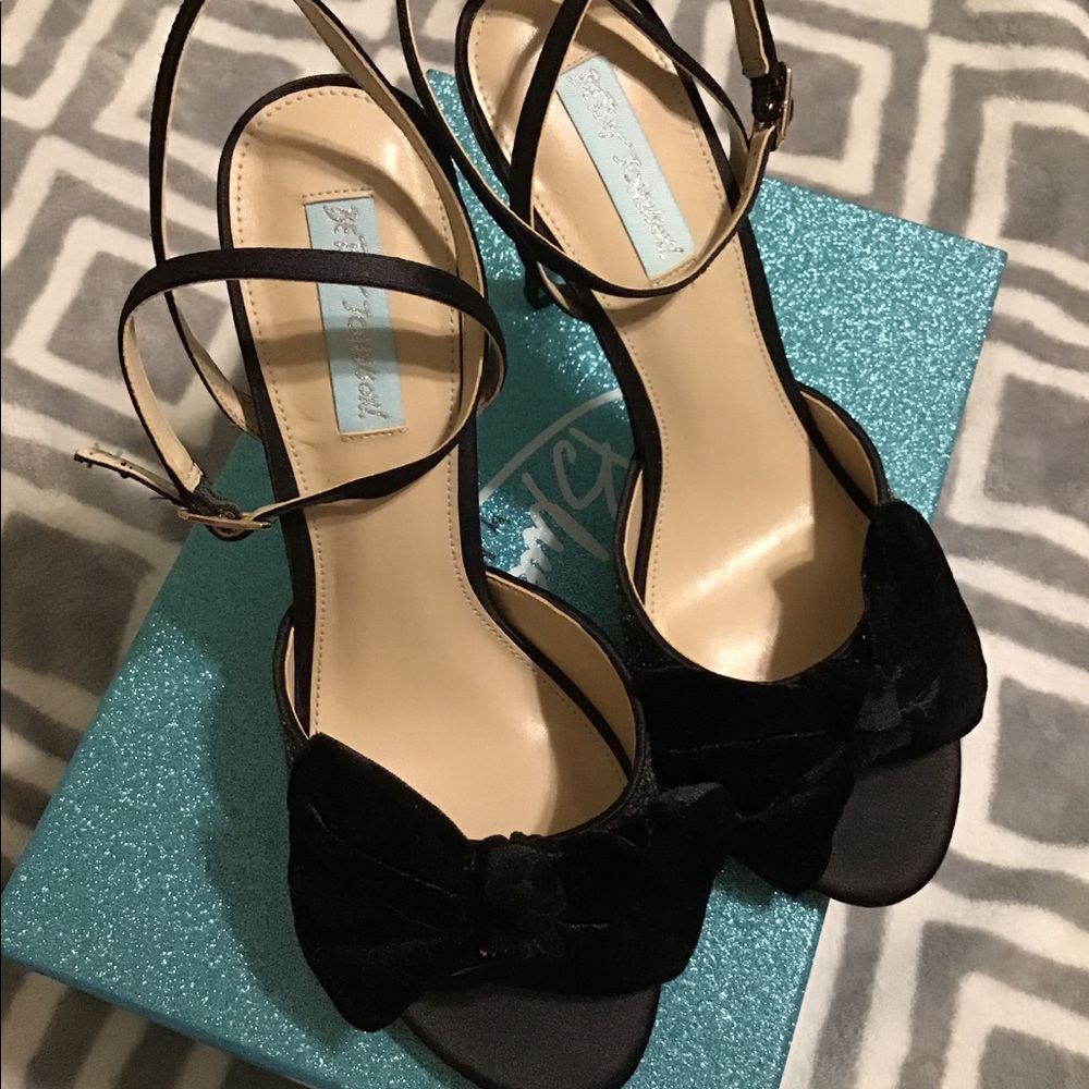 Betsey Johnson black strapy shoes